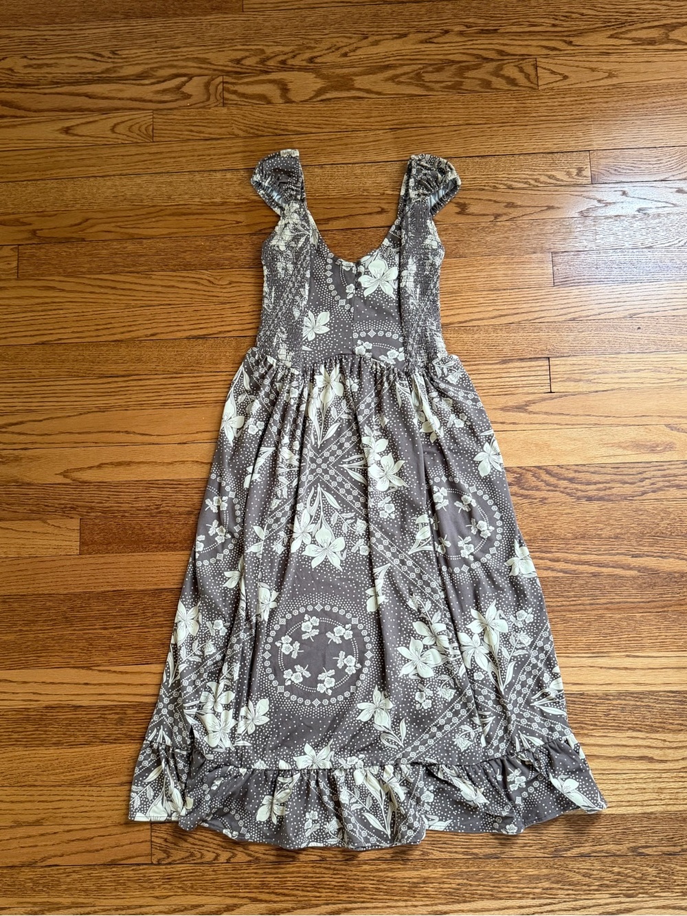 Urban Outfitters Elenor Printed Midi Brown and Cream Floral Dress